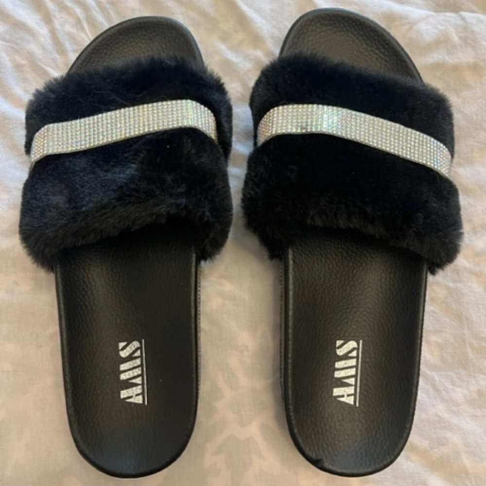 Sexy Furry Glitter Open Toed Slip Ons